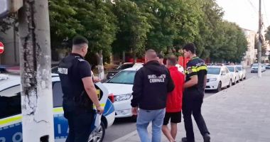 Stire din Eveniment : Foloseau buletine pierdute pentru a aduce droguri în țară. Tribunalul Constanța a pronunțat sentința