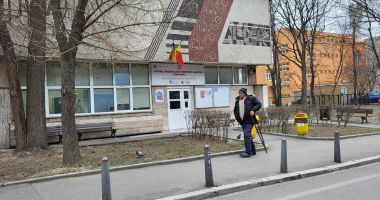 Donatori există, dar şi nemulţumiri. "Nu este normal să stai în frig până intri în sala de recoltare" - 2