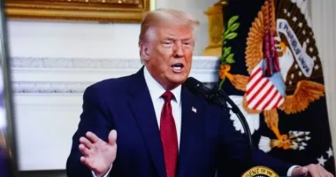 Stire din Actualitate : Trump nu exclude alte intervenţii externe: “Avem nevoie de Groenlanda, absolut”