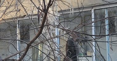 Stire din Social : Autoritățile intervin pentru îndepărtarea țurțurilor, deveniți real pericol pentru trecători