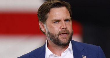Stire din Actualitate : J.D. Vance: „Europenii trebuie să îşi asume cea mai mare parte a poverii pentru securitatea Ucrainei”