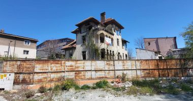 Stire din Social : Vila „Dalas”, bântuită de ghinion! „Când am vrut s-o demolez, toată lumea mi-a sărit în cap”