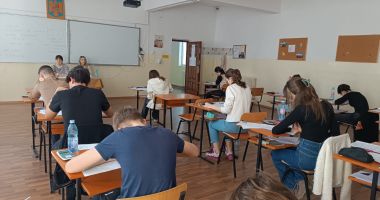 Stire din Cultură-Educație : Cum este învățământul, așa și ministerul! Brambureli în proiectul privind examenele naționale 2025