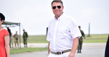 Klaus Iohannis, în vizită  la baza militară Kogălniceanu:  "Mă simt mândru de oamenii noștri" - 3