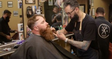 Afaceri profitabile. Frizeriile de cartier, înlocuite de barber shop-uri - 2