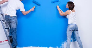 Cât te costă să zugrăveşti apartamentul. Dacă o faci în regie proprie, scapi de manoperă - 2