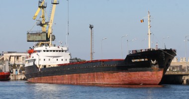 Stire din Economie : 95 de nave și-au anunțat sosirea în porturile românești