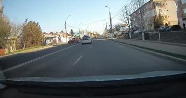 VIDEO / Pentru unii mumă, pentru alții ciumă! Polițiștii care încalcă legea, acoperiți de IPJ Constanța - 3