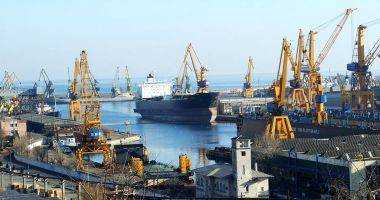 Stire din Economie : 175 de nave sub standard au fost reținute în porturile de la Marea Neagră, în anul 2021