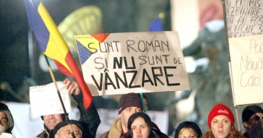 Proteste de amploare, 50.000 de români în stradă: "Vrem justiție, nu corupție!" - 2
