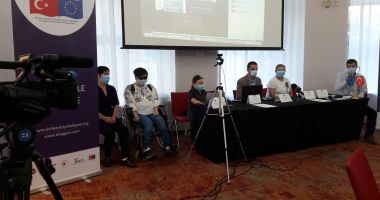 Asociația ADAPTO a luat inițiativa: construiește punți între factorii de decizie, pentru cei cu nevoi speciale - 2