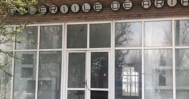 Ruine și buruieni! "Palatul festivalurilor" din Mamaia, un monument al neputinței - 3