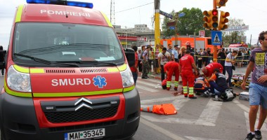 Atenție, imagini ȘOCANTE! Carnagiu în Tomis III. Pietoni spulberați de pe trecere de un șofer care făcuse infarct / VIDEO - 6
