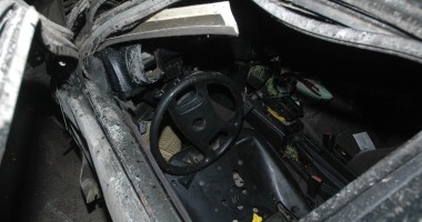 IMAGINI TERIBILE! Un bărbat BEAT ȘI FĂRĂ PERMIS a făcut praf o spălătorie auto - 7