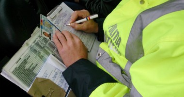 Stire din Eveniment : Ai rămas fără permisul de conducere?  Iată cum îl poți recupera mai repede