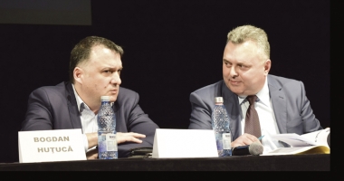 Stire din Politică-Administrație : Gheorghe Dragomir a predat ștafeta PNL Constanța. Bogdan Huțucă promite o opoziție constructivă