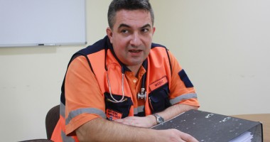 De ce sună constănțenii la Ambulanță? "Miroase a gaze pe scară" - 2