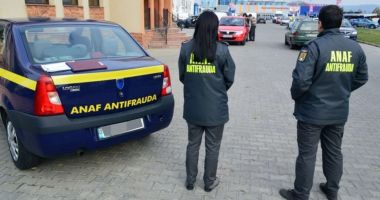 Stire din Economie : Antifrauda fiscală a luat la puricat școlile de șoferi. Au fost înaintate 24 de sesizări penale