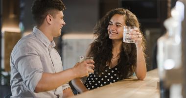 Lege promulgată. Iată ce băutură va fi oferită gratuit în restaurante