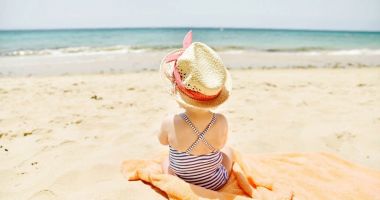Stire din Sănătate : Înghițirea apei de mare poate îmbolnăvi bebelușul