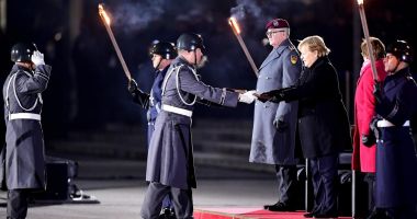 Stire din Actualitate : Armata Germaniei şi-a luat rămas bun de la Angela Merkel