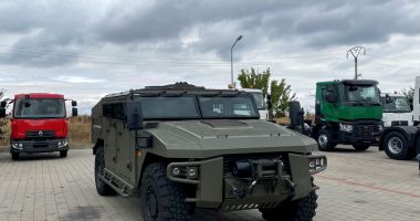 Stire din Eveniment : Investiție de amploare în Armată! Mașini blindate de milioane de euro!