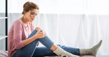 Stire din Sănătate : Arsurile picioarelor sunt declanşate de diferiţi factori