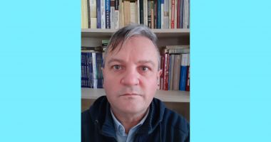 Stire din Cultură-Educație : File de istorie - De ce nu judecăm comunismul?