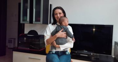Micuțul luptător! Bebeluș abandonat în spital de mama minoră. "Nu îl voia nimeni!" - 2