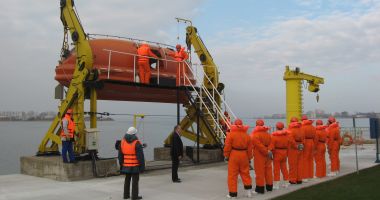 ANR și CERONAV ar putea fi transformate în regii autonome pentru a fi mulse de banii încasați de la navigatori - 2