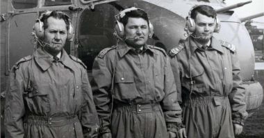 Aviaţia a mai pierdut un pilot de excepţie. Comandorul Dumitru Cristian a zburat spre Eternitate - 2
