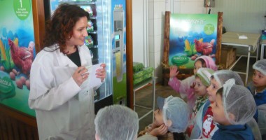 Galerie Foto - În vizită la ferma de găini fericite de la Lumina - 5