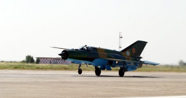 Interceptare cu avion militar deasupra Constanței: "Ținta e un avion Tarom.  E un avion cu pasageri la bord" - 2
