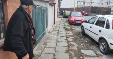 Suferințe pe trotuarele din zona Casei de Cultură. "Mă lupt cu morile de vânt!" - 4
