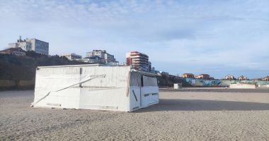 Programul beach-barurilor, motiv de supărări. "Vrem turism ca în afară, nu cu două legături de stuf, scânduri refolosite și prețuri umflate!" - 4