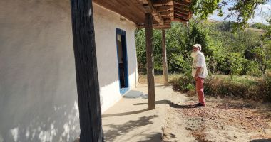 Povestea unei biserici unicat, dintr-un cătun pe cale de dispariție, dintre dealurile Dobrogei - 6