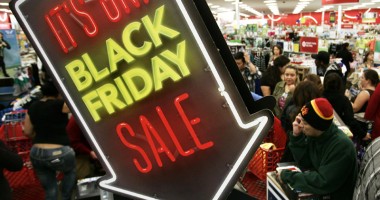 Stire din Diverse : Black Friday sau cum sunt păcăliți românii cu reduceri false