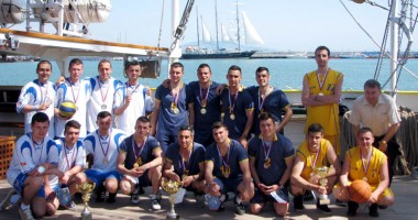 Stire din Eveniment : Bricul "Mircea", la Soci,  pentru cea de-a doua cursă a Regatei