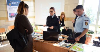 Vor șomerii să muncească? "Data trecută s-au plâns că bursa este prea departe!" - 2