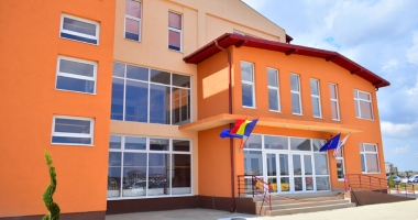 Ce nu a fost în stare Constanța, s-a făcut la Cumpăna. Campus la standarde occidentale pentru elevi - 7