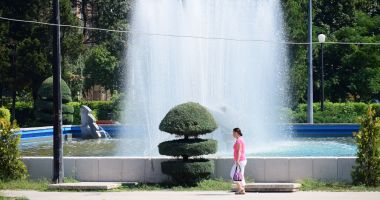 Constănţenii, perfuzaţi şi hidrataţi de ambulanţieri. Cei mai afectaţi sunt bătrânii - 2