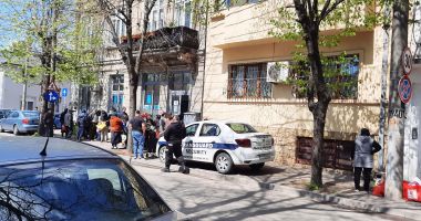 Cantina socială, mană cerească! "Dacă fac două ore pe drum, vă dați seama cât de disperată sunt" - 2