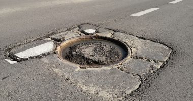 Cursă cu obstacole. Capacele de canalizare, pericolul de pe străzile Constanței - 6