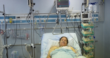 Cardiacii, trimiși la București. Nimănui nu-i pasă că pot muri pe drum! - 3