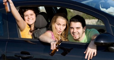 Stire din Cetățenești : Care e cel mai periculos "prieten" al adolescenților