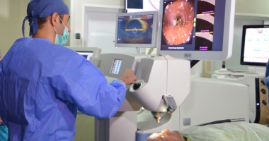 Stire din Sănătate : Tratamentul chirurgical modern, pentru cataractă, la Mrini Eye Hospital