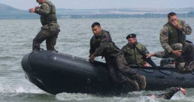 Secretele cercetașilor marini: Cum se supraviețuiește în sălbăticie / Galerie foto - 4