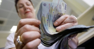 Stire din Cetățenești : "Chiar așa, să mă duc până la București să schimb banii rupți?"