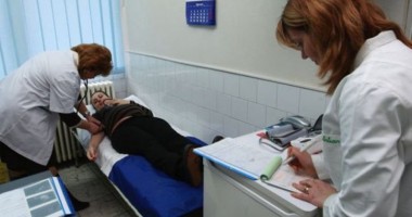 Stire din Cetățenești : "Chiar așa, să te programezi cu o lună înainte la medicul de familie?"