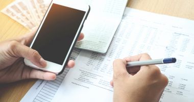 Stire din Economie : Chiar și pe timp de pandemie, băncile trebuie să fie la dispoziția clienților și nu invers!